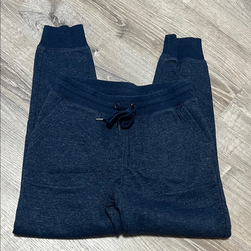 Uniqlo Women’s Dark Blue Sweatpants
